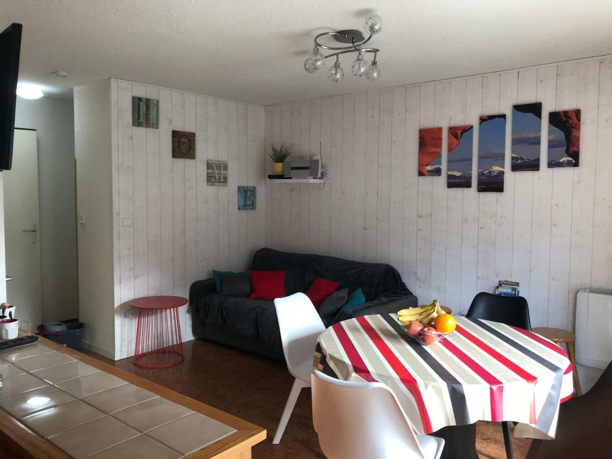 Appartement 6 Personnes Сен-Лари-Сулан Екстериор снимка